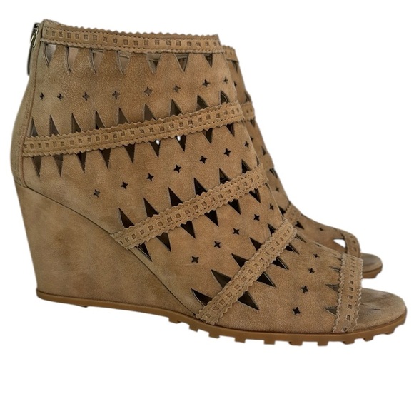NEW Via Spiga Latanya Wedge peep toe Tan Size 9 - Picture 3 of 13